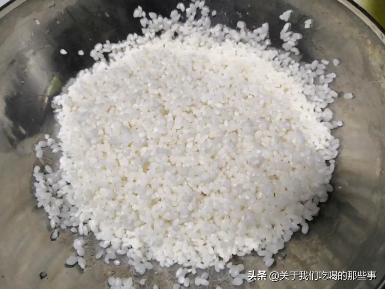 白米粽子煮多久才会熟（煮粽子是冷水下锅还是热水下锅）-3