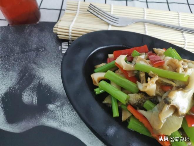 煮海螺用开水还是冷水好吃（煮海螺的正确方法）-1