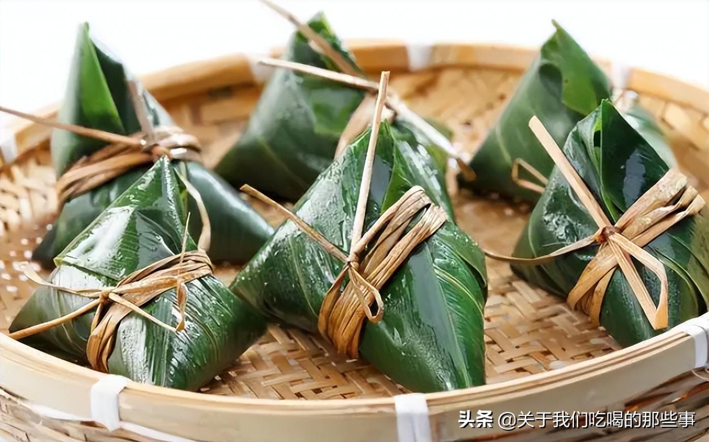 白米粽子煮多久才会熟（煮粽子是冷水下锅还是热水下锅）-2