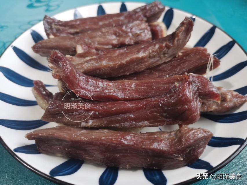 一斤牛肉出多少牛肉干（牛肉干的制作方法家常简单）-1