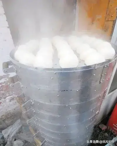 蒸馒头时怎样防止水蒸气滴落（小窍门）-1