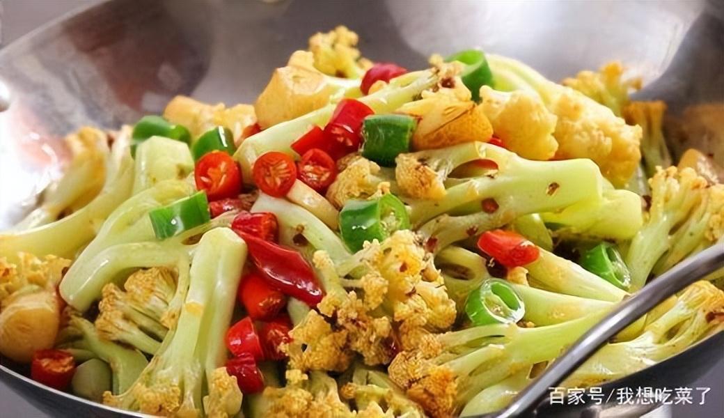 花椰菜怎么做好吃（五花肉炒花菜做法窍门）-2