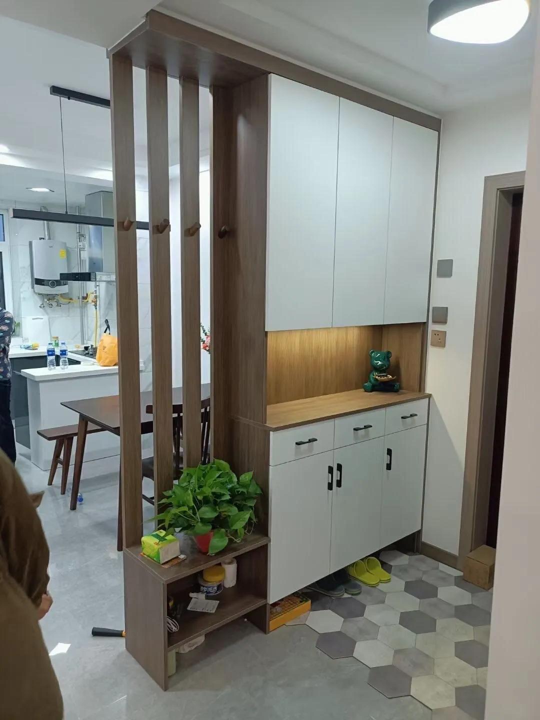 客厅屏风隔断效果图片大全（家用屏风隔断墙实景拍摄）-16