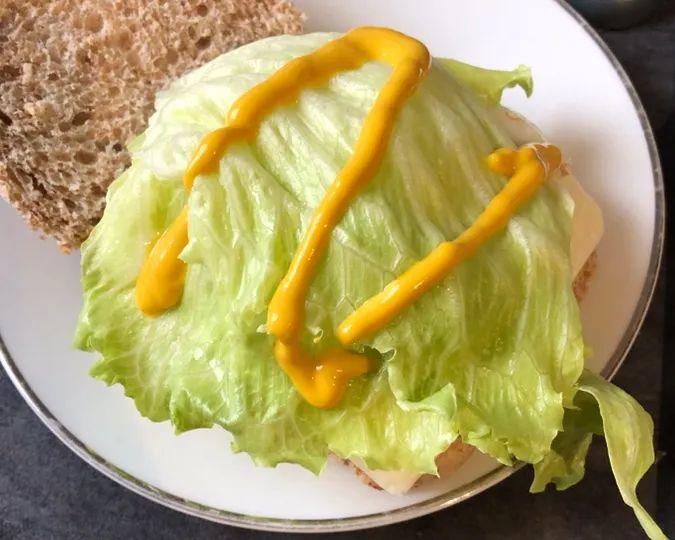 超汉堡微波炉加热多久（汉堡牛肉饼的做法）-14