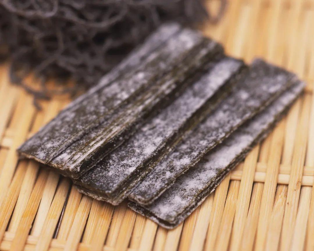 裙带菜的别名叫什么（裙带菜和海带的区别）-12