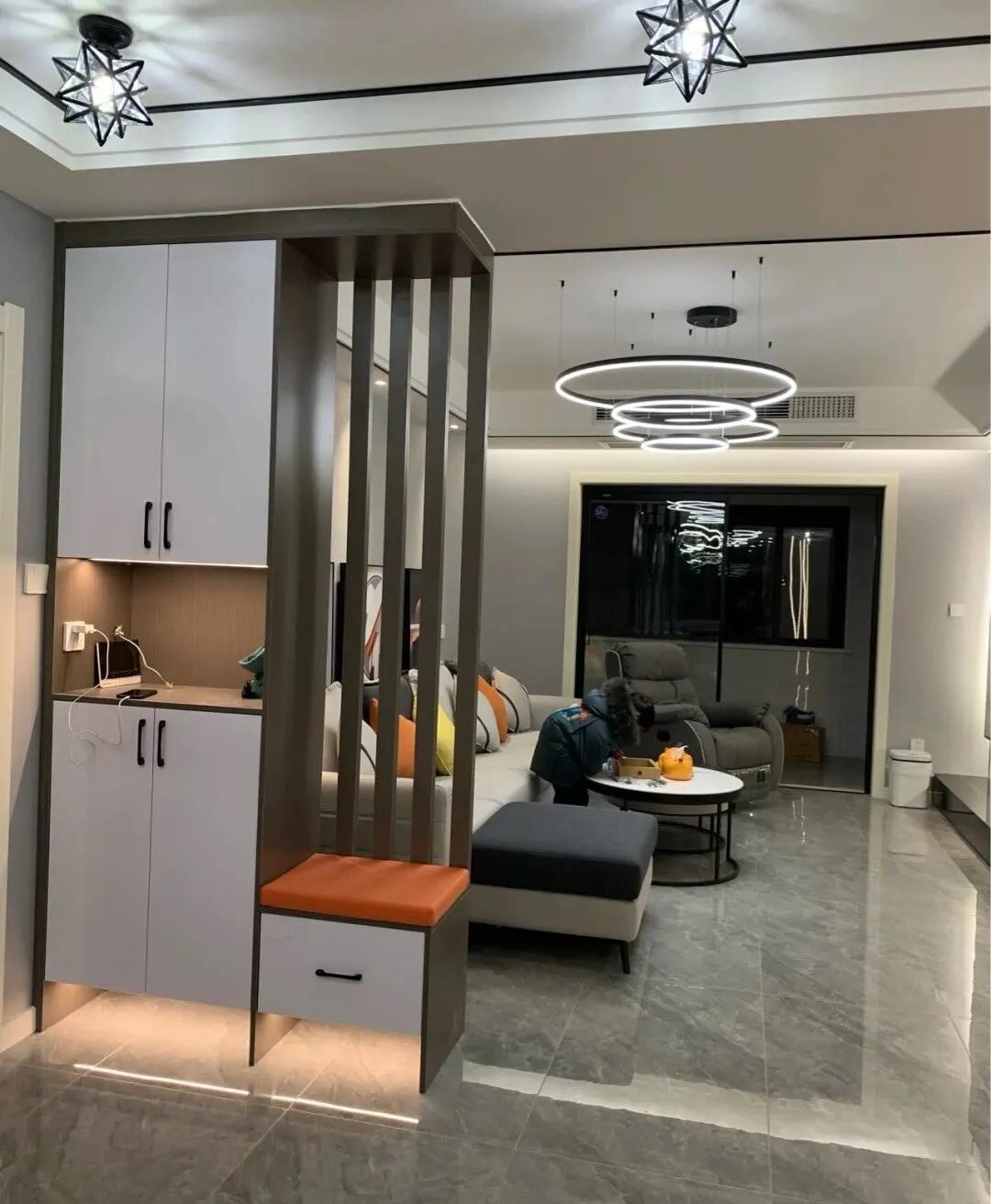 客厅屏风隔断效果图片大全（家用屏风隔断墙实景拍摄）-10