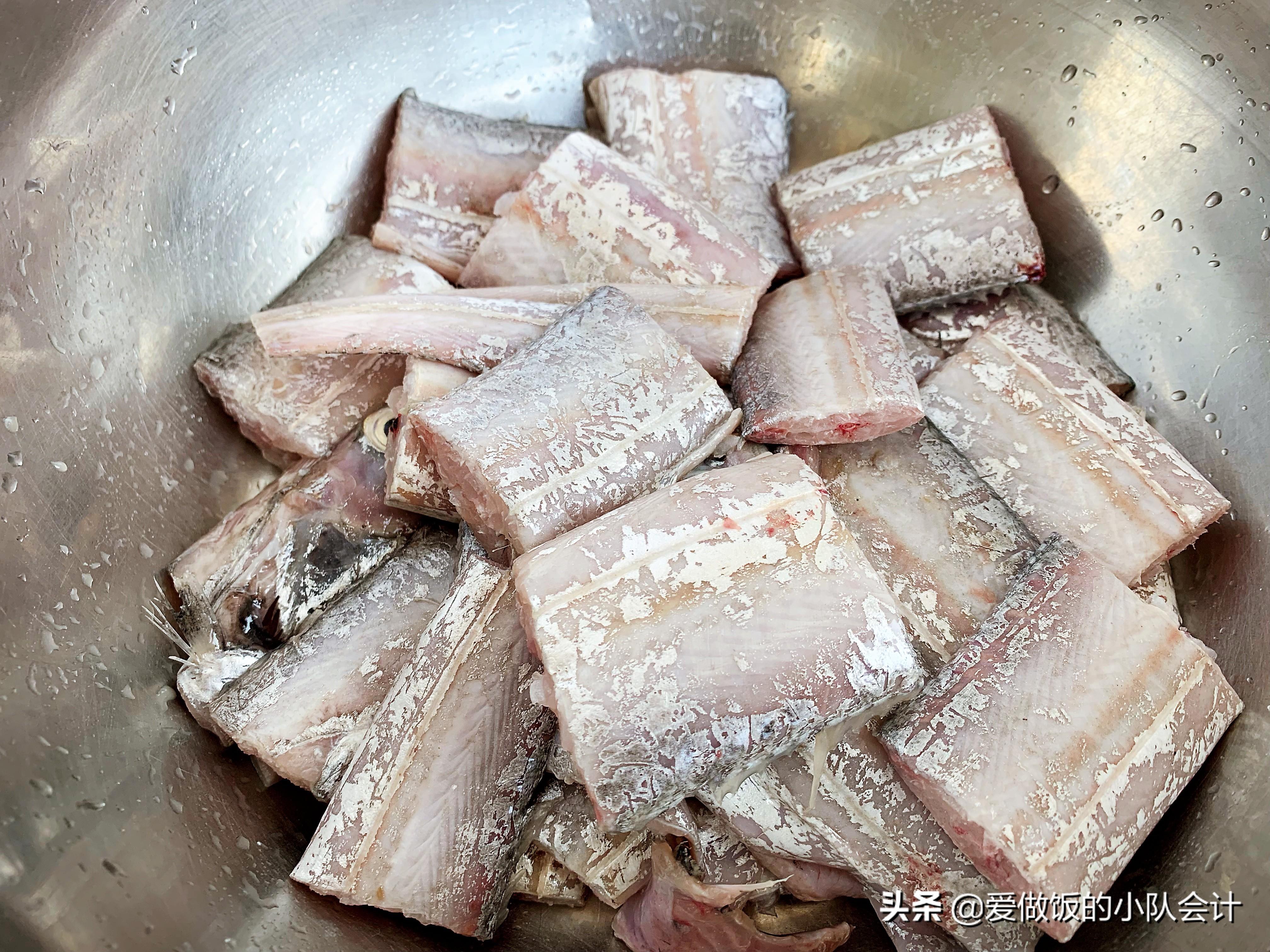 带鱼上的白色需要去掉吗（带鱼怎么做法最好吃）-2