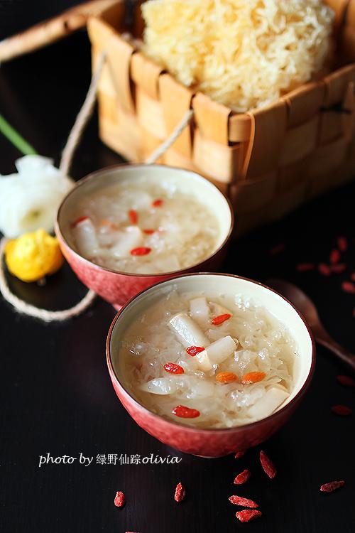 银耳煮10分钟可以吃吗（煮银耳羹的方法窍门）-1
