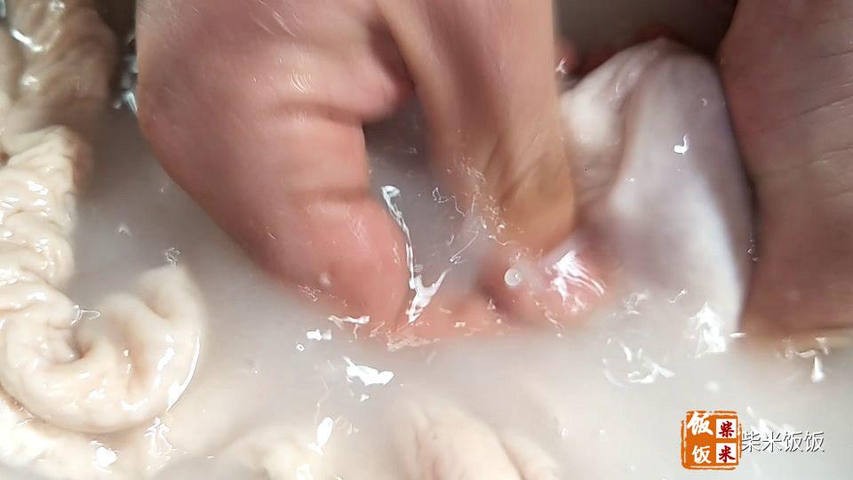 猪大肠煮多长时间能熟（干锅肥肠最正宗的做法）-5