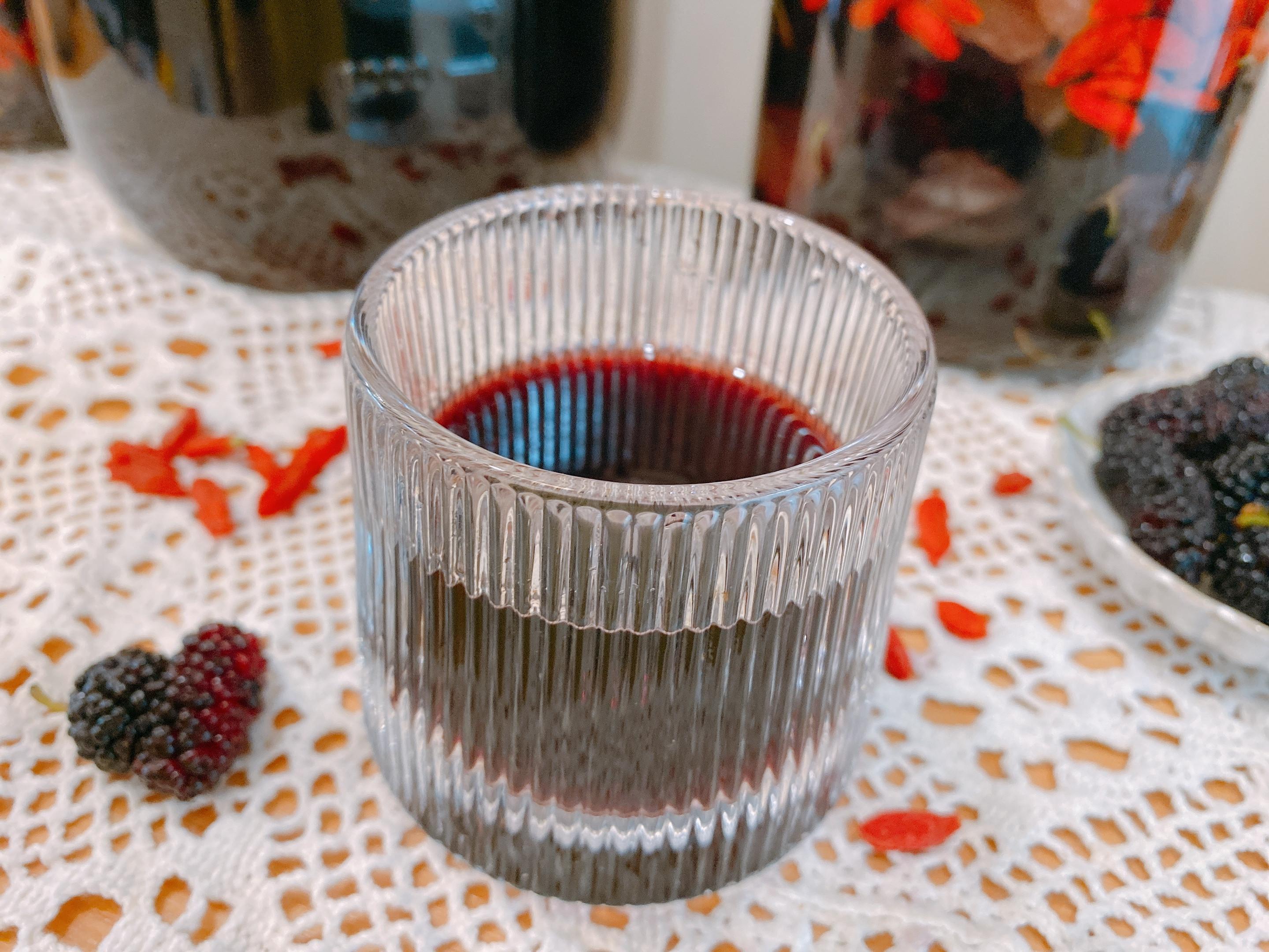 桑葚酒比例多少（桑葚干泡酒的正确做法）-2