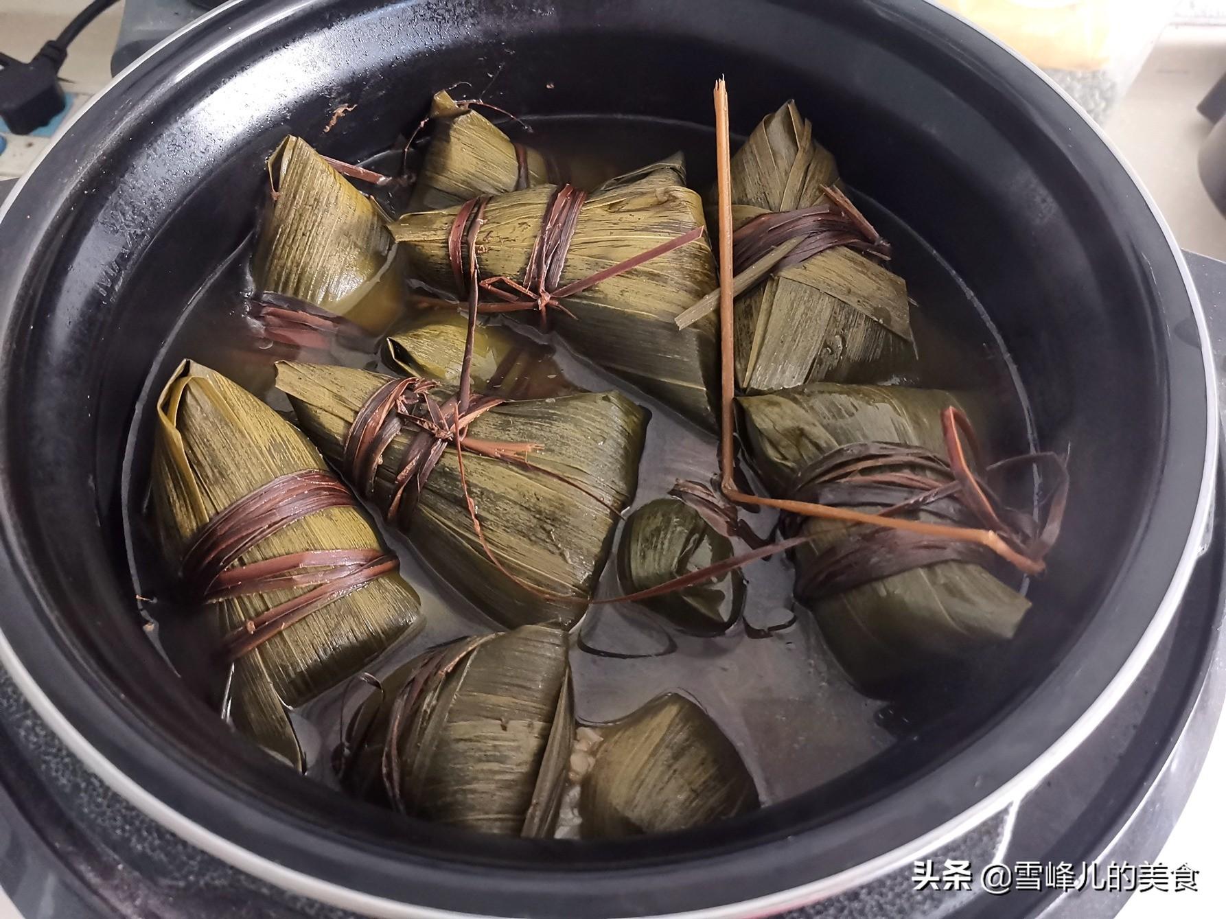 包粽子里面放什么东西好吃（粽子包什么馅比较好吃）-12