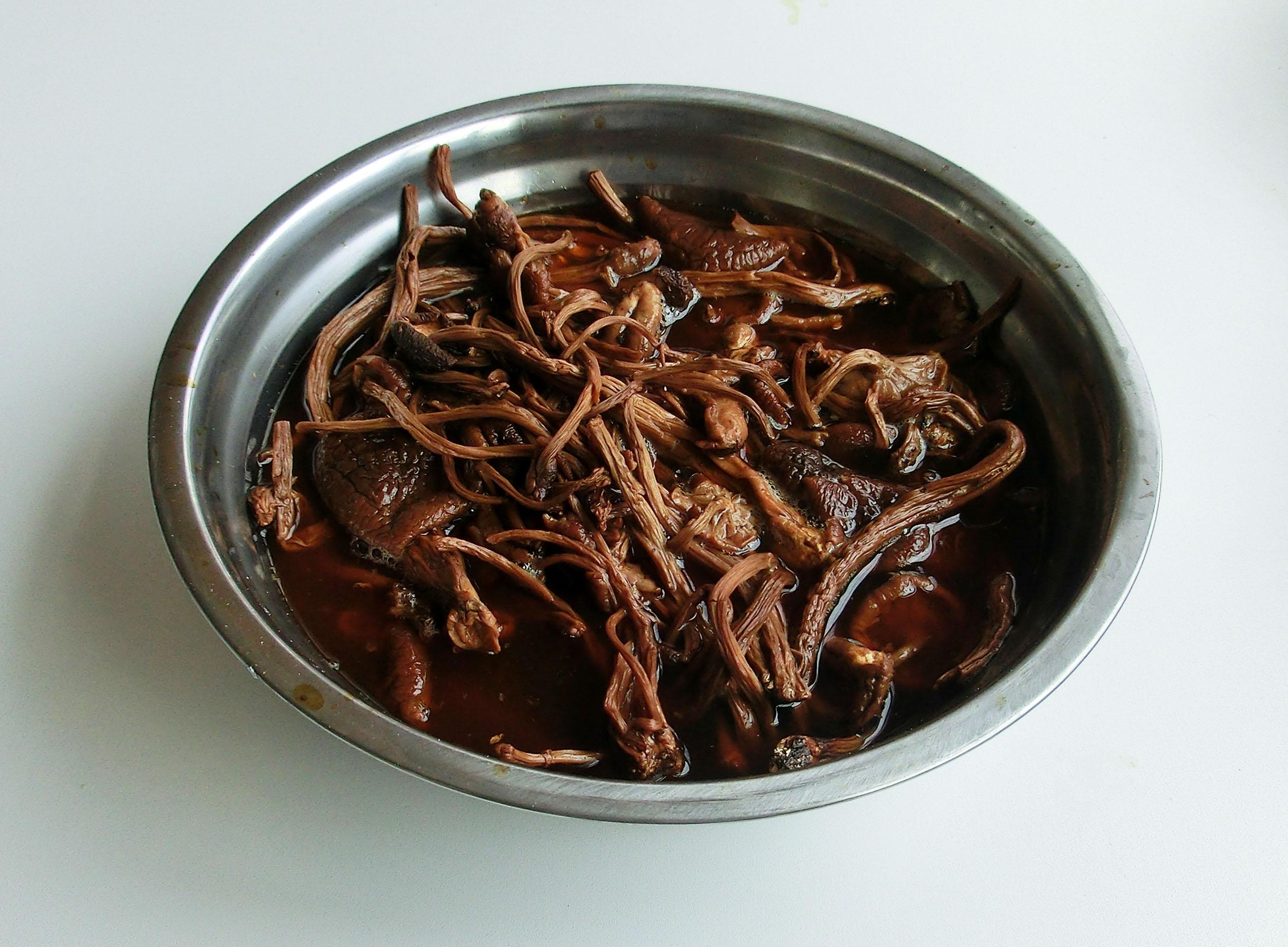 茶树菇泡多长时间最好（干茶树菇的做法大全）-4