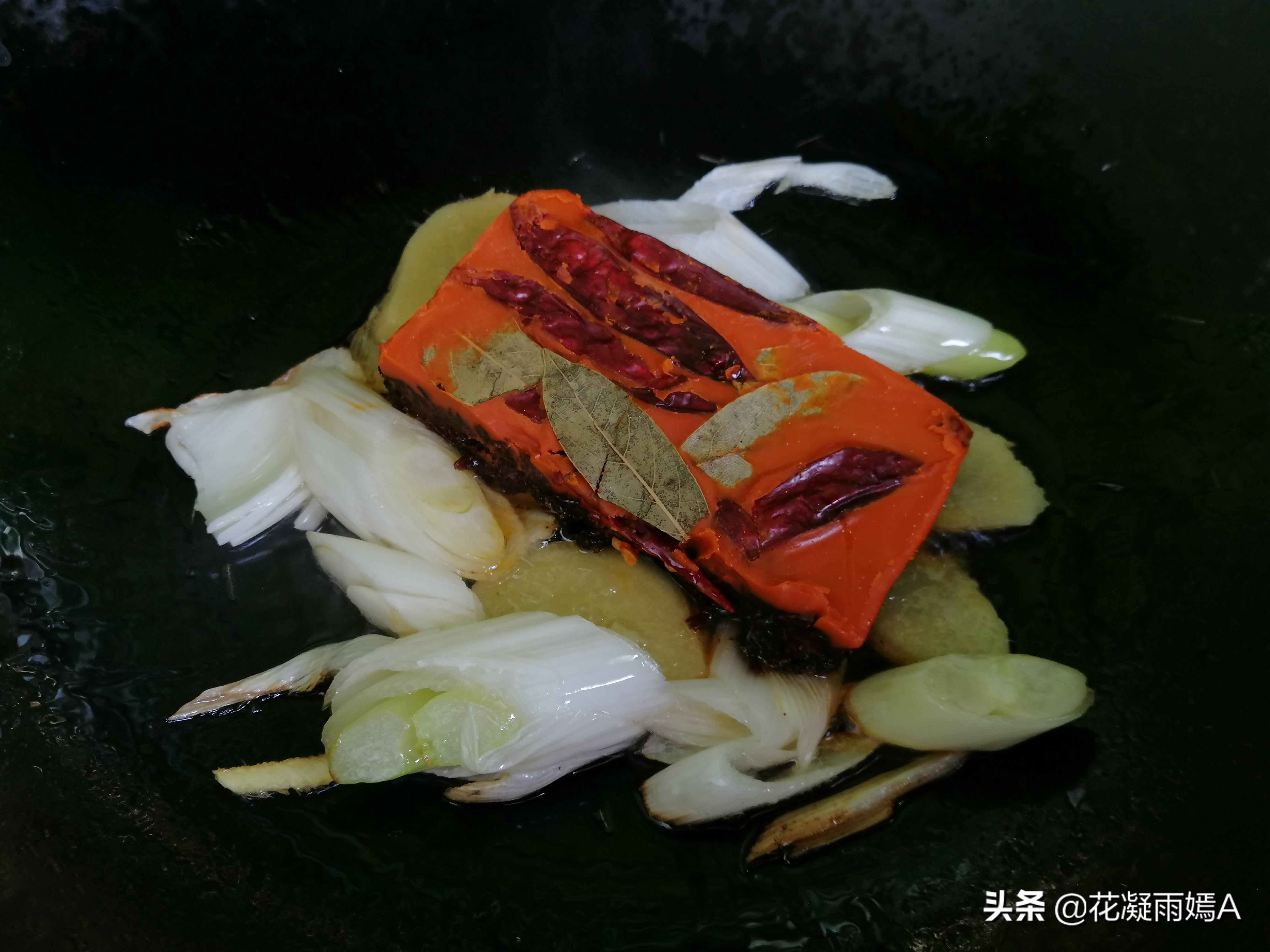 买的火锅底料直接煮吗（火锅汤底的做法及配方）-5