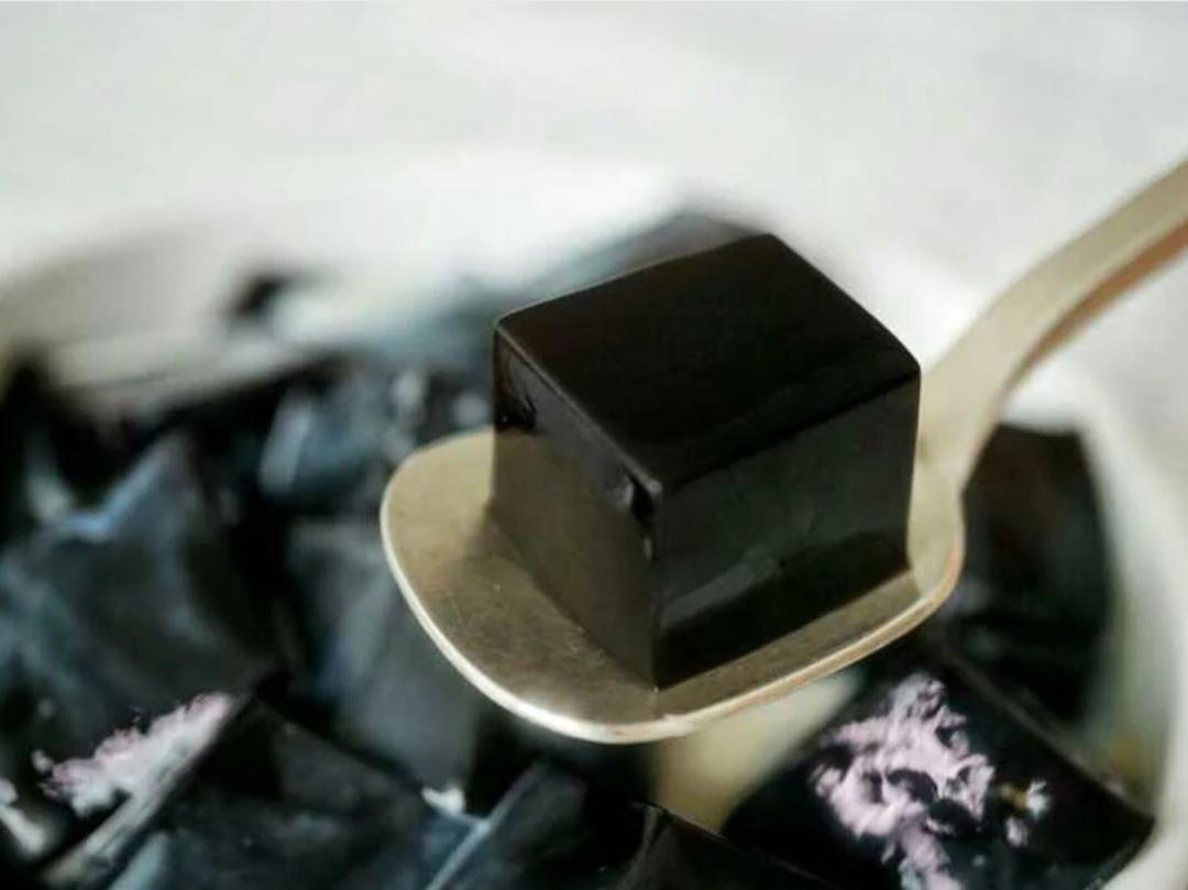 烧仙草和黑凉粉的区别是什么？-3