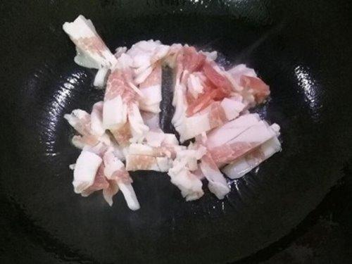 炒芦蒿要不要焯水（芦蒿怎么炒好吃）-5