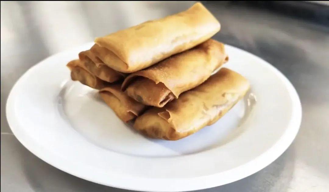 春卷怎么做好吃又简单 三丝春卷的做法及配料-12