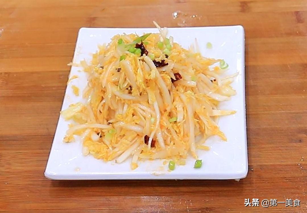 娃娃菜可以生吃吗凉拌（饭店凉拌娃娃菜的做法酸甜）-9