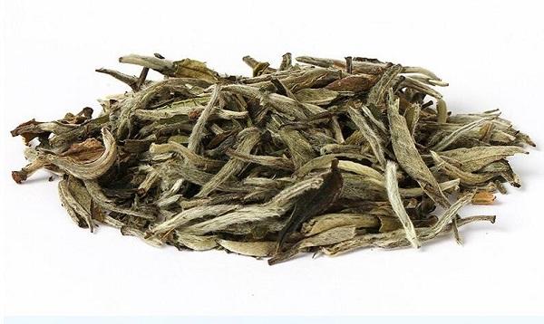 福鼎白茶用多少度的水泡最好 福鼎白茶的冲泡方法-1