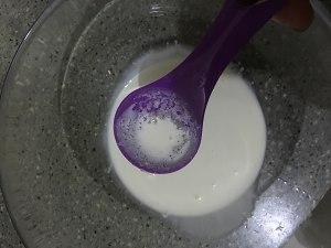 微波炉做蛋挞的方法（微波炉蛋挞的制作流程）-2