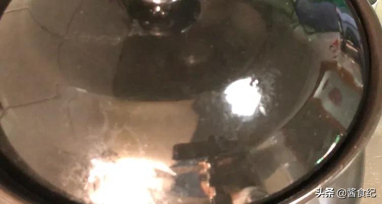 白汤羊肉汤的做法及配料（炖羊肉汤三放三不放）-16