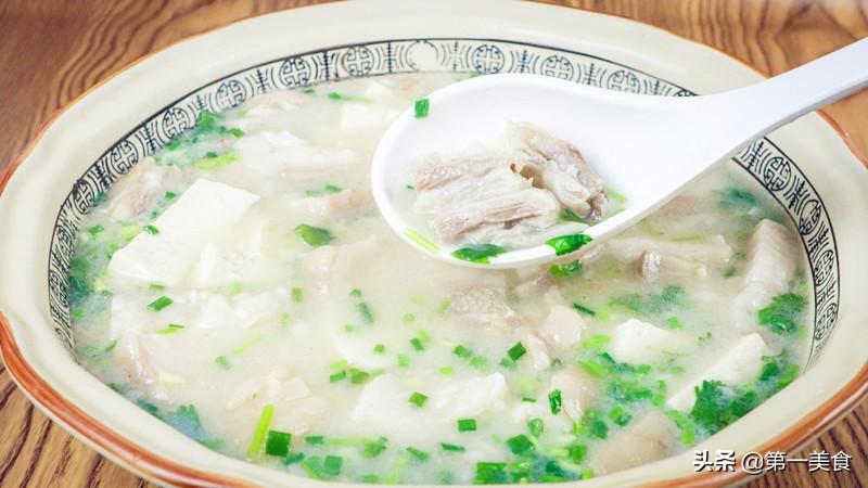 羊肉怎么做好吃家常做法（自己在家做羊肉汤怎样做）-4