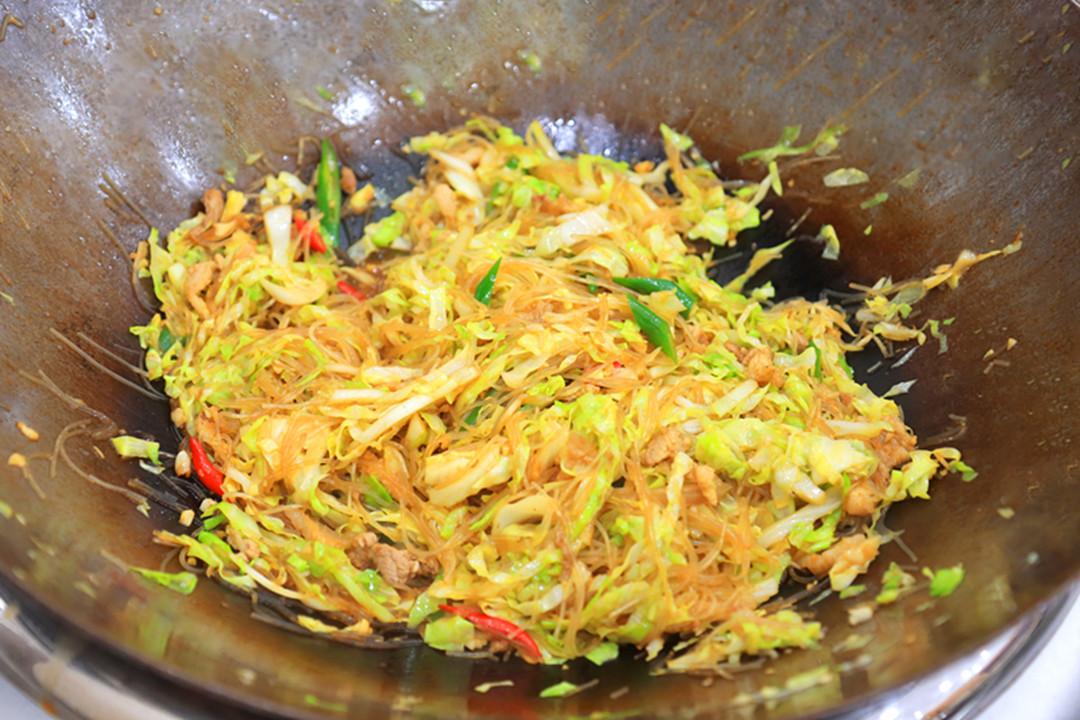 怎么炒包菜好吃又简单（包菜的做法大全）-3