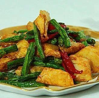 怎么炒冬笋的做法大全 干煸冬笋的做法窍门-1