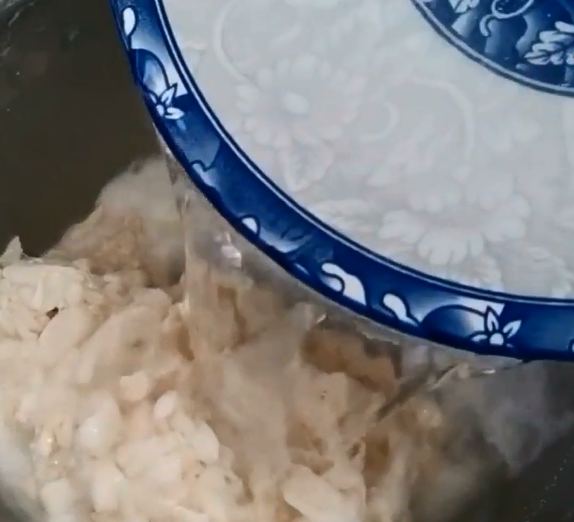 凉皮怎样做好吃（凉皮的做法全过程）-9