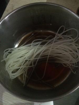 螺蛳粉能用热水泡开吗（螺蛳粉用开水泡多久）-4
