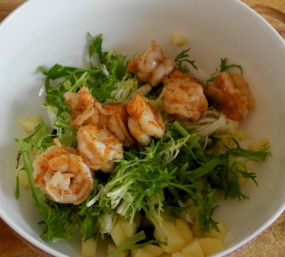 虾皮和蓝莓可以一起吃吗 蓝莓虾仁沙拉怎么做-5