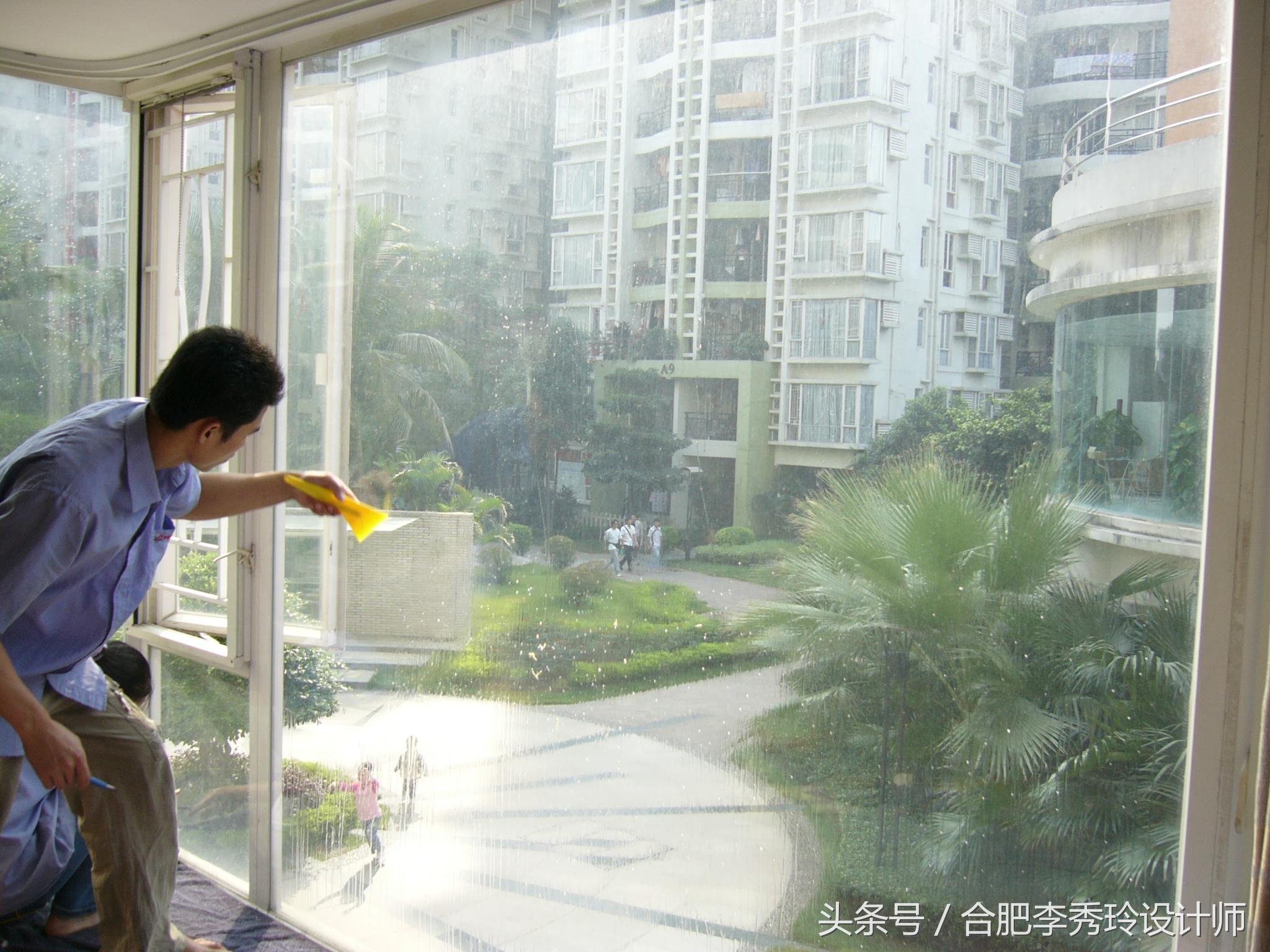 阳台窗户玻璃贴膜效果图_阳台玻璃贴膜优缺点-6