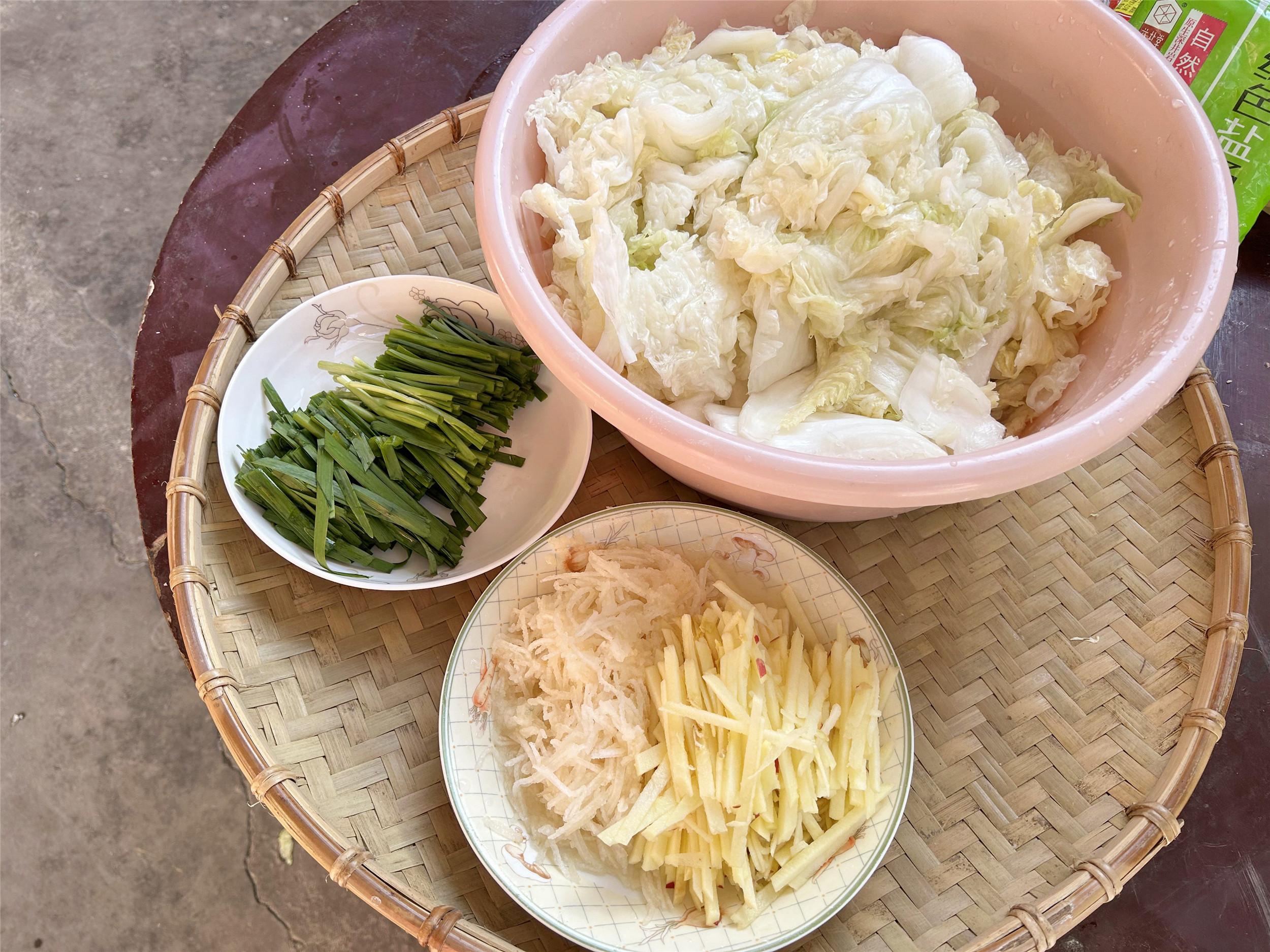 酸辣白菜的做法腌制方法，生腌酸辣白菜的做法窍门-9