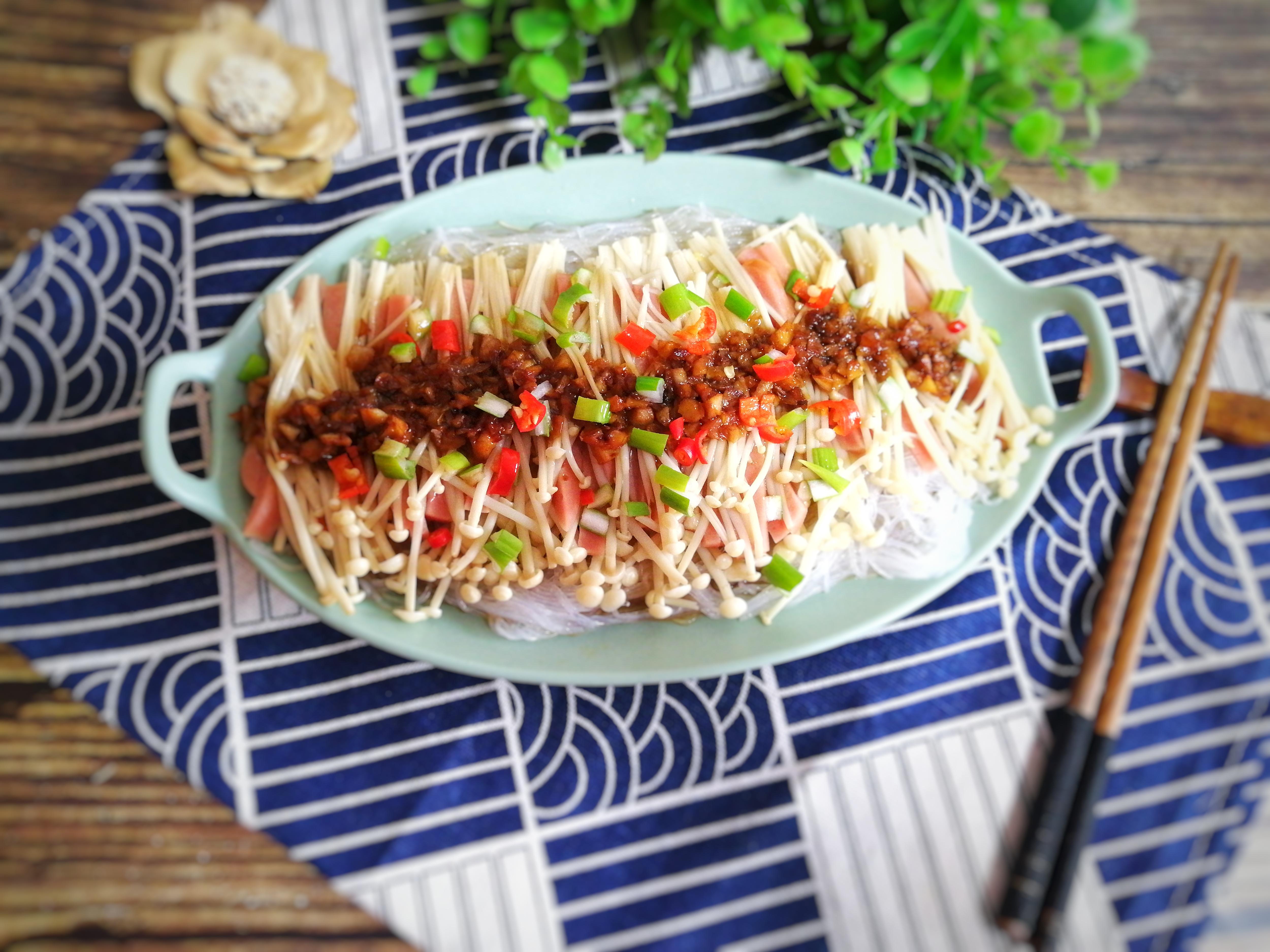 金针菇炒肉需要焯水吗-1