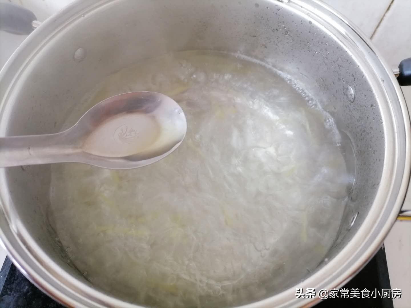 花甲汤怎么做才鲜简单 花甲粉丝汤的做法窍门-13