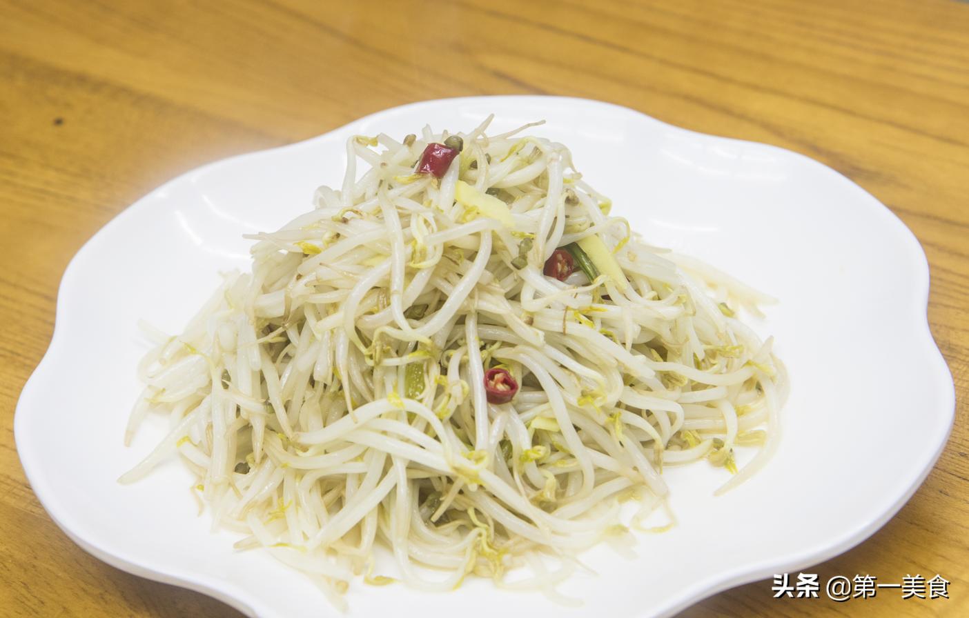 怎么炒绿豆芽好吃又简单-5