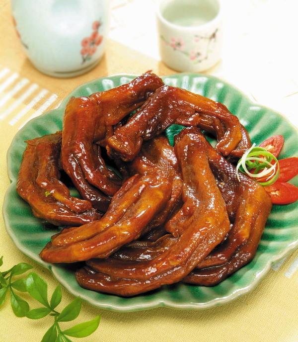 卤鸡爪子的做法大全窍门（正宗麻辣鸡爪的做法）-1