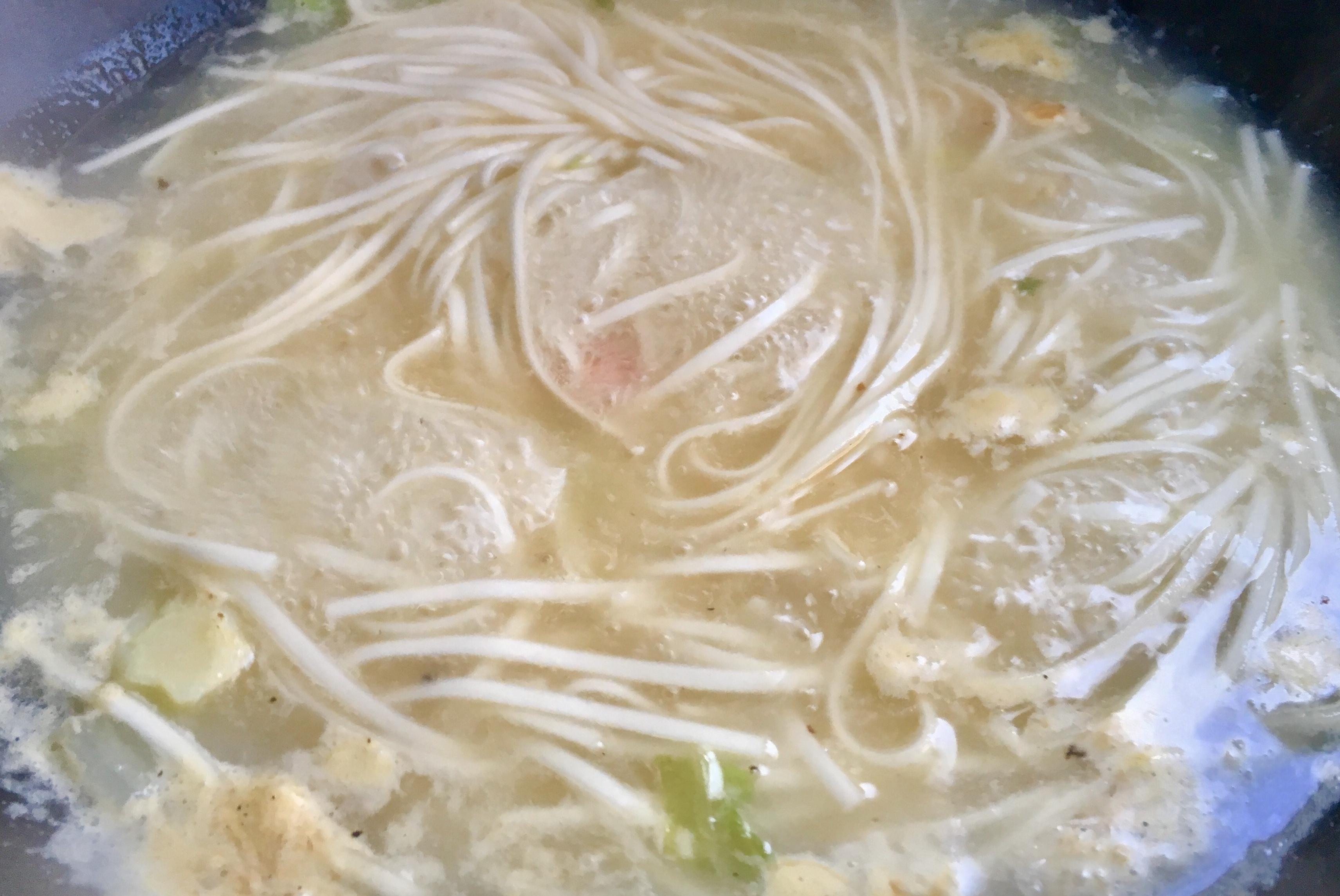 煮鲜面条是冷水下锅还是热水下锅？-6