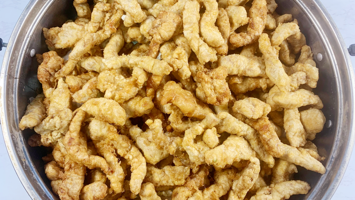 怎样炸酥肉才又酥又脆不回软，干炸小酥肉的家常做法-6