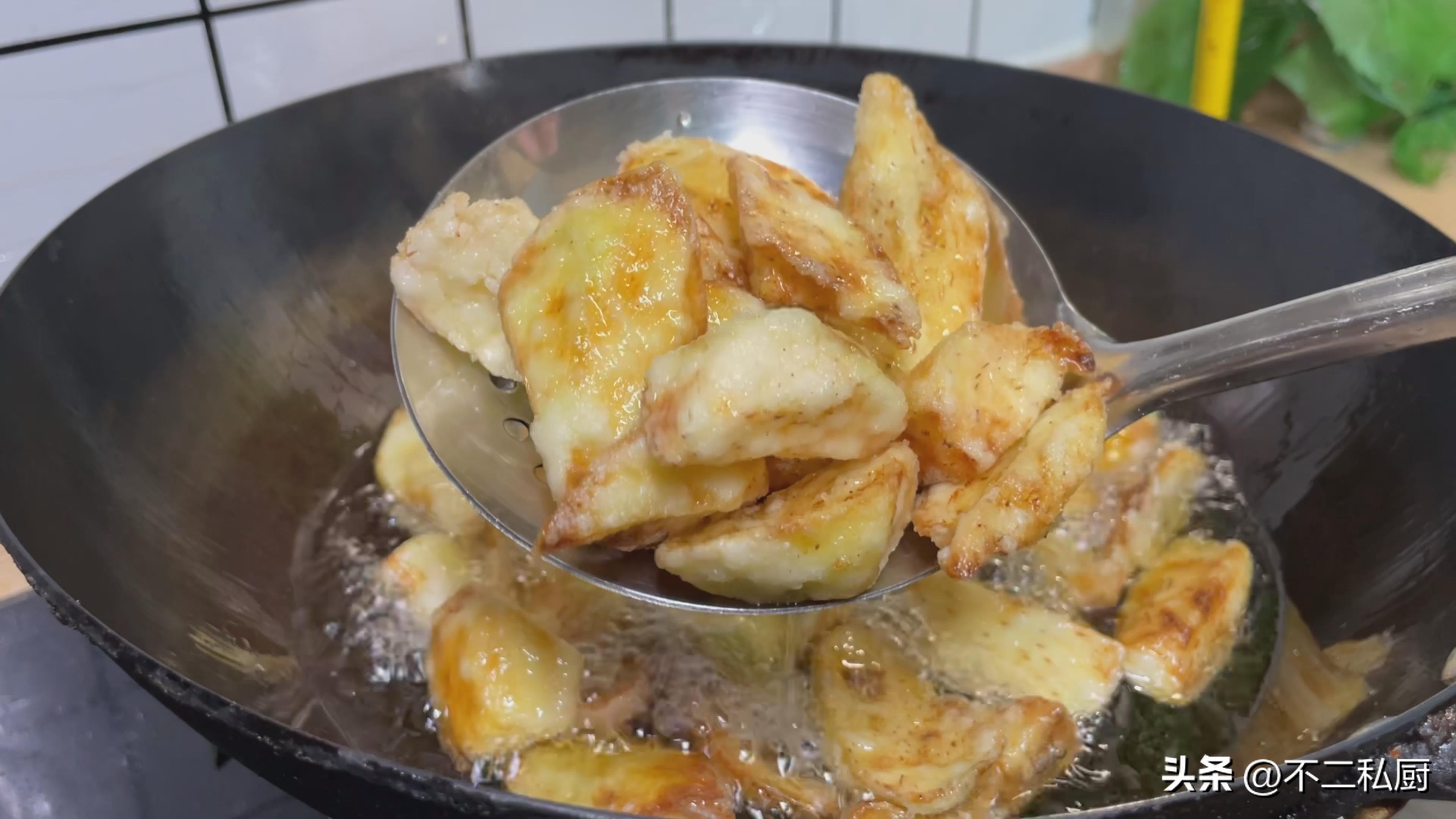 家庭红烧茄子的简单做法（饭店里红烧茄子的做法）-9