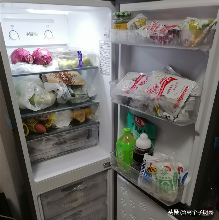 冰箱保鲜室结冰正常吗-4