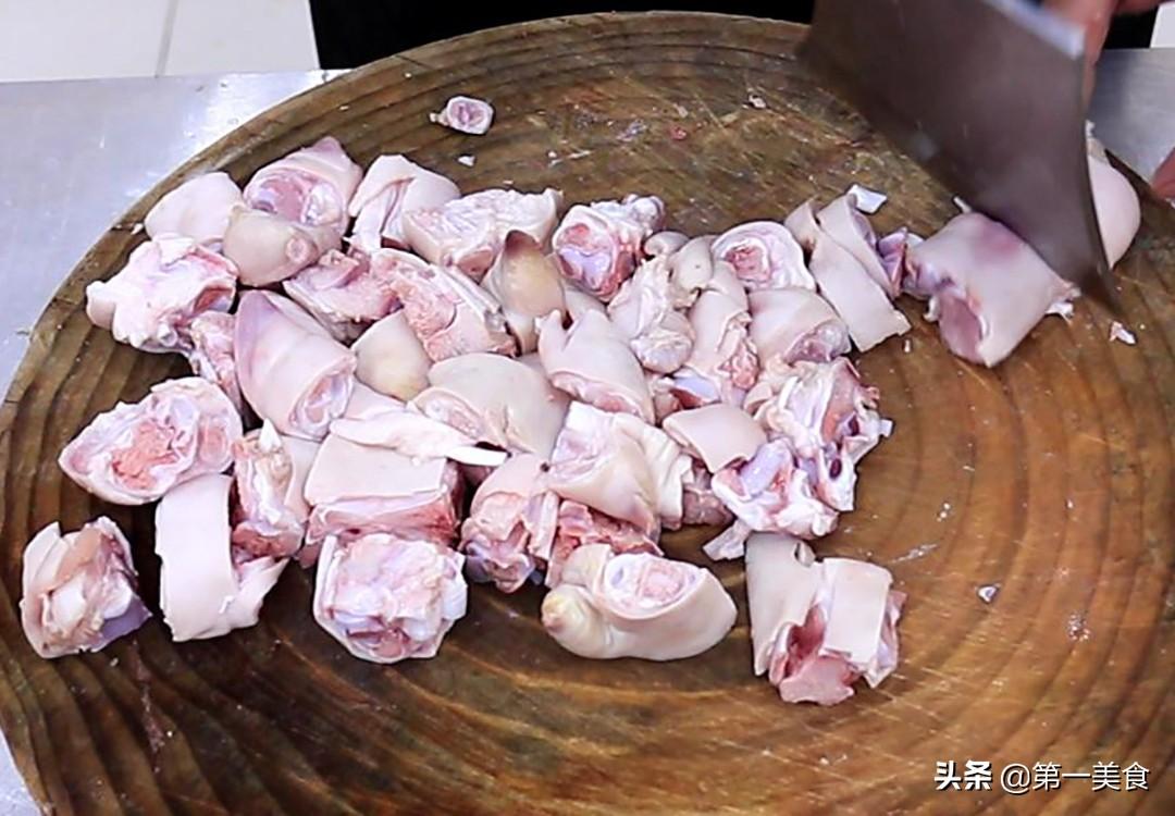 猪蹄的做法大全家常做法（猪蹄的做法最正宗的做法）-2