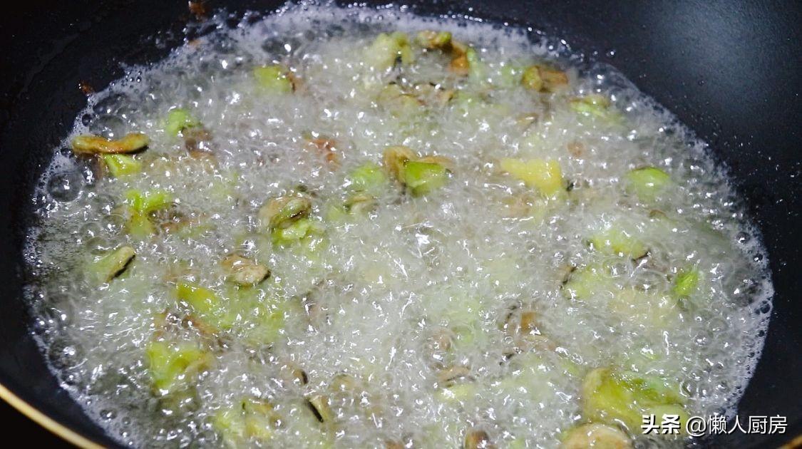 蚕豆怎么炸又酥又脆又好吃呢（蚕豆怎样炸更酥脆）-6