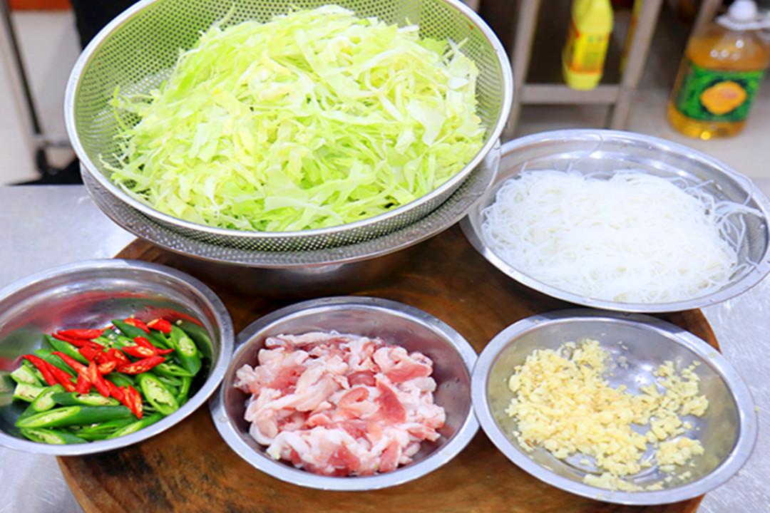 怎么炒包菜好吃又简单（包菜的做法大全）-2
