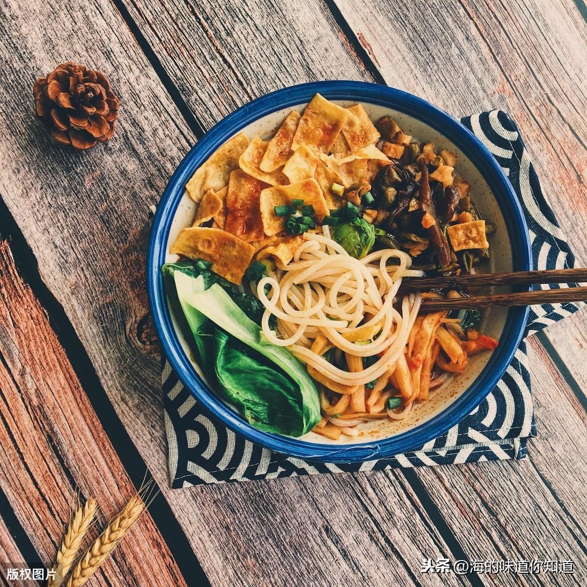 螺蛳粉里面有没有螺蛳肉（螺蛳粉是怎么做的）-6