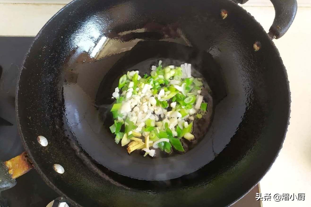 香菇炒油菜怎么炒好吃，香菇油菜怎样做-9