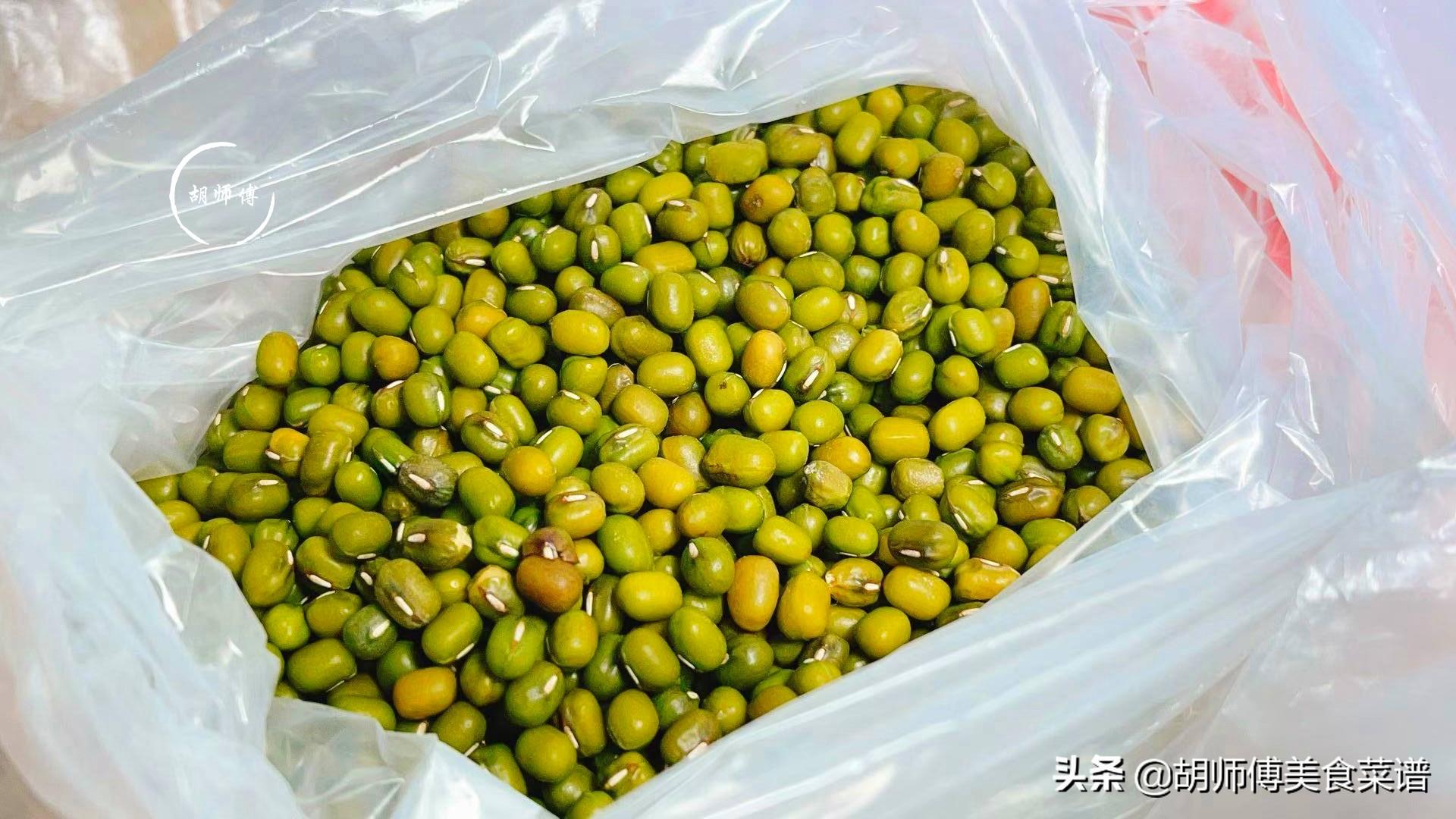 绿豆汤熬多长时间就可以喝了（如何快速煮烂绿豆）-3