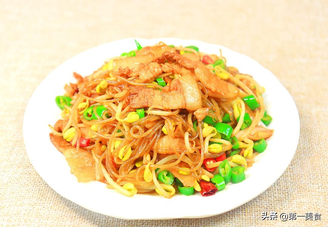 黄豆芽炒肉皮怎么炒好吃（炒黄豆芽需不需要焯水）-9