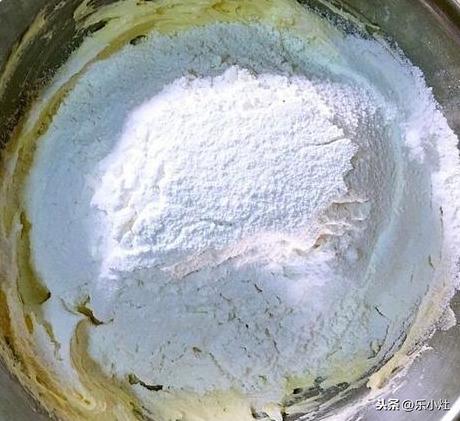 自制蔓越莓饼干的做法 越莓饼干的做法窍门-5