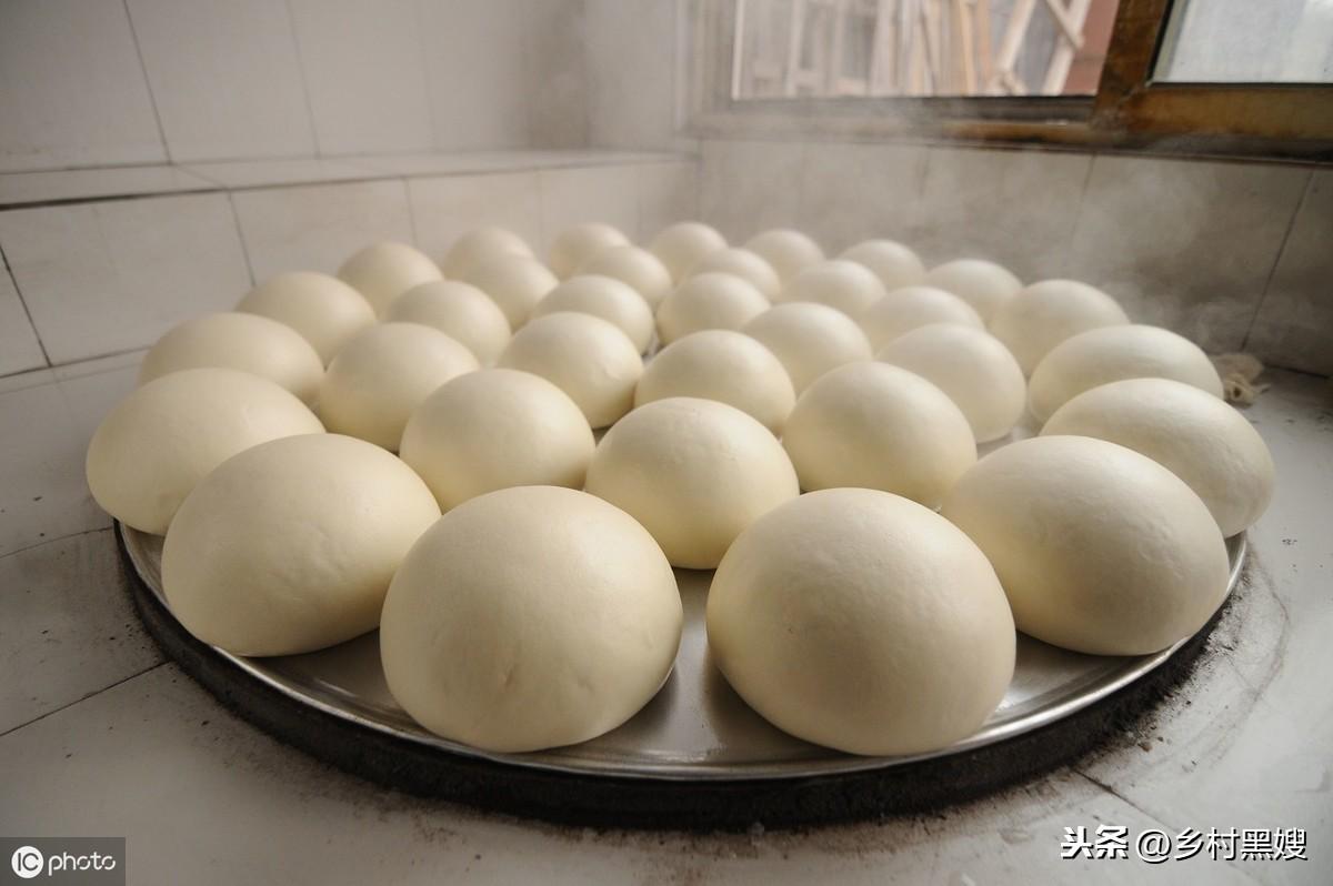 蒸馒头要怎样才不会粘在蒸布上？-4