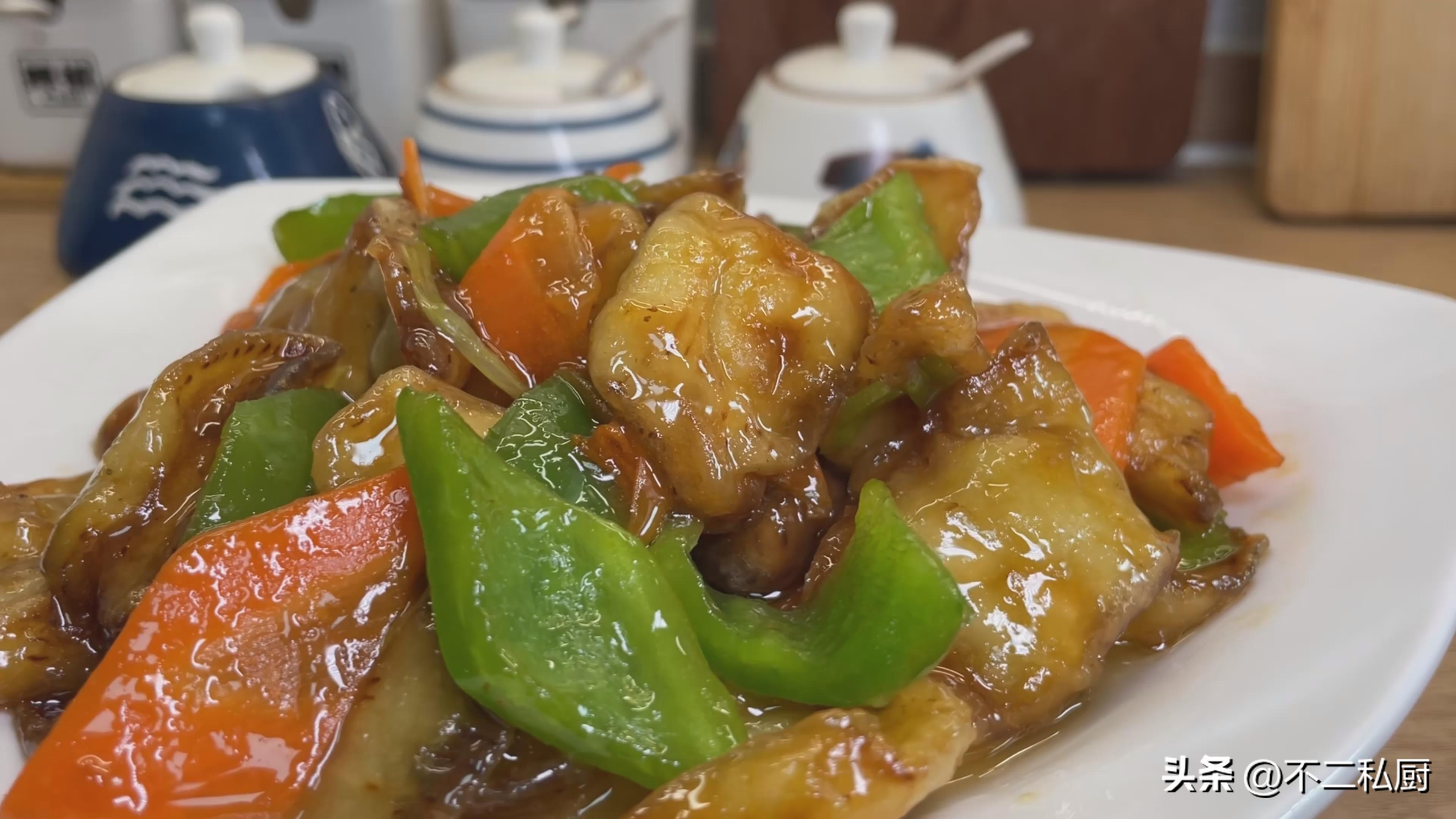 家庭红烧茄子的简单做法（饭店里红烧茄子的做法）-12